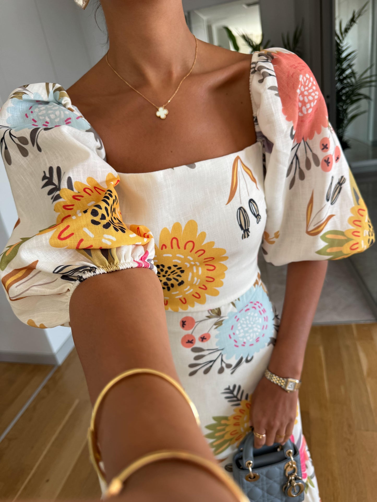 DAISY | SQUARE NECK FLORAL PRINT PUFF SLEEVE MIDI DRESS